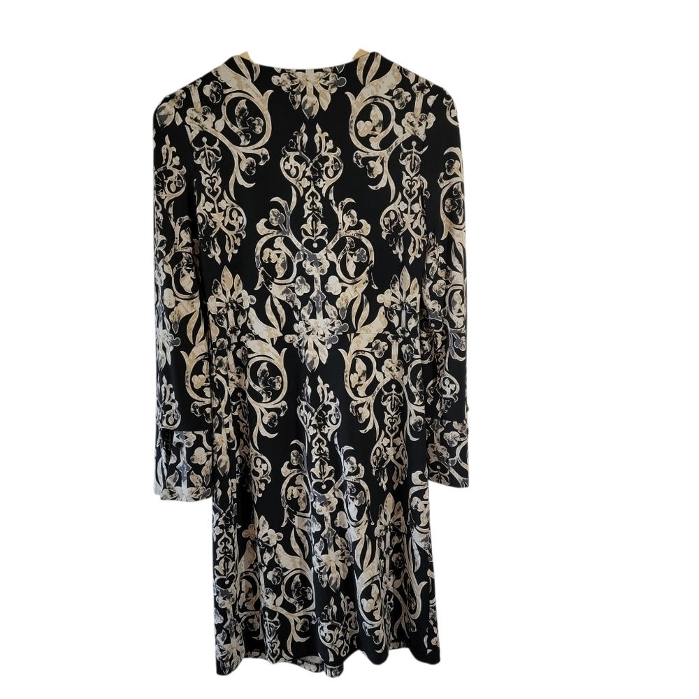 NWT Joseph Ribkoff Black Cream Tie Knot Faux Wrap Sheath Dress Sz 6 Stretchy - Picture 4 of 12